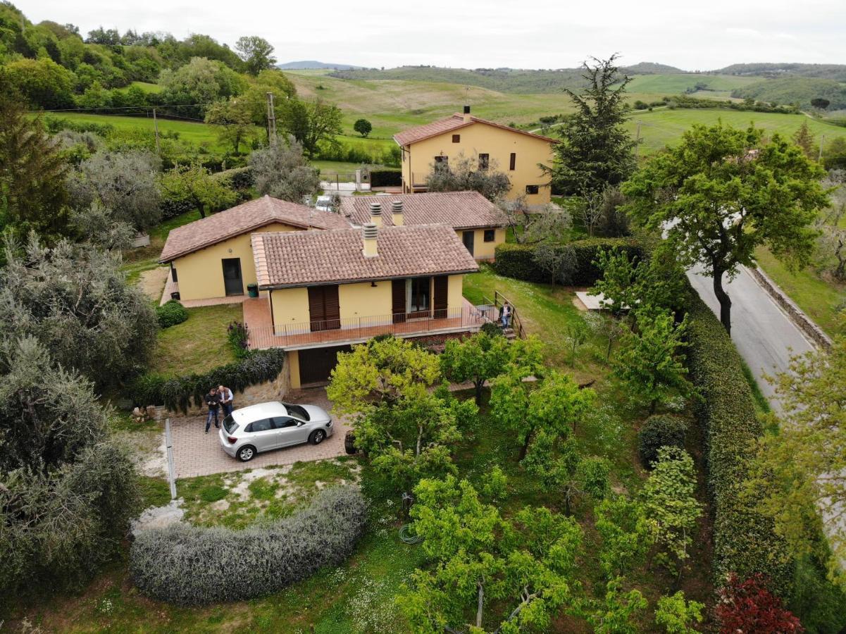 Agriturismo I Roseti Montepulciano Stazione Kültér fotó