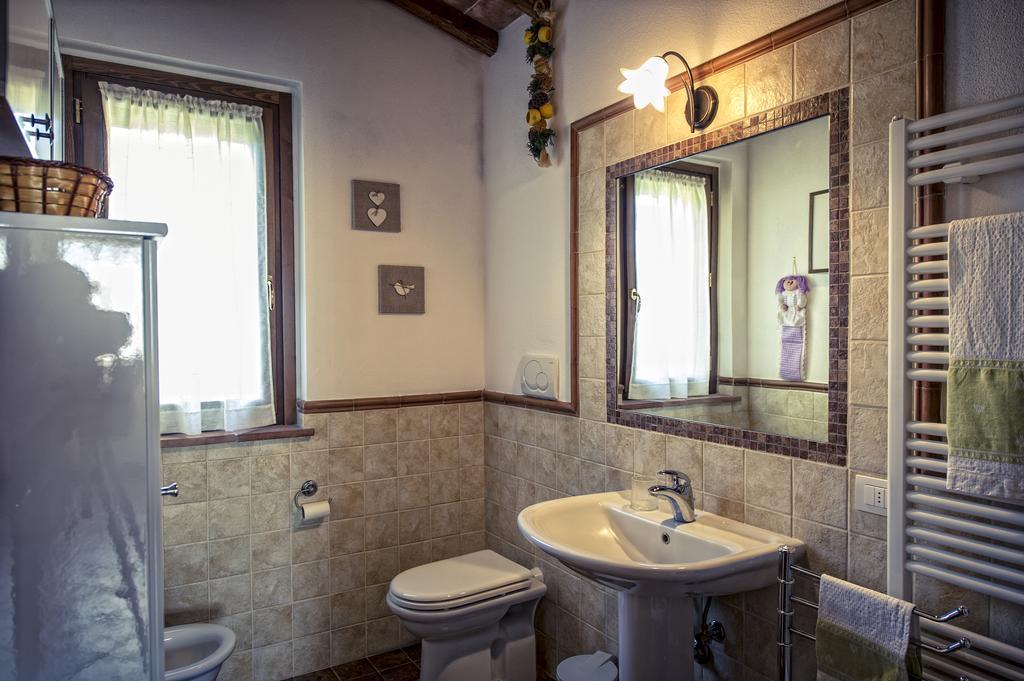 Agriturismo I Roseti Montepulciano Stazione Kültér fotó
