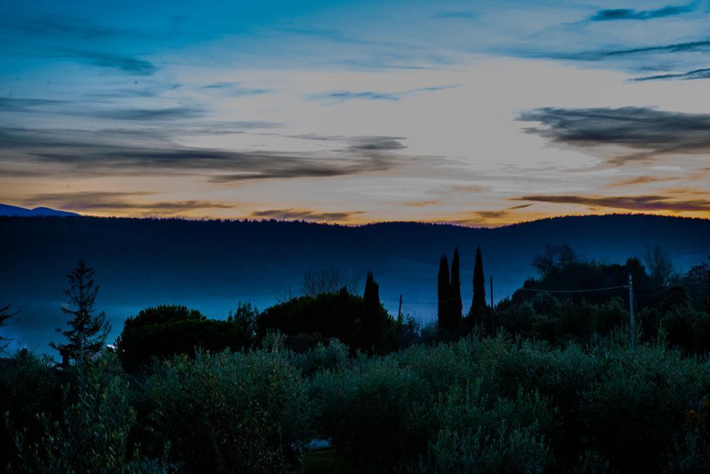 Agriturismo I Roseti Montepulciano Stazione Kültér fotó