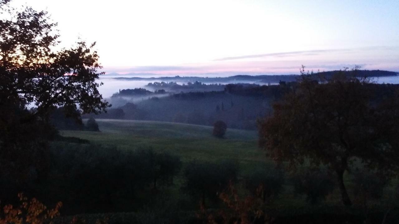 Agriturismo I Roseti Montepulciano Stazione Kültér fotó